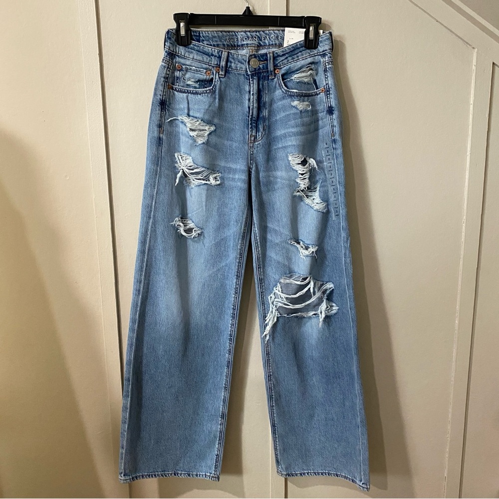 NWT American Eagle Blue High-Rise Wide Leg Distressed Jeans, Size 2 Short